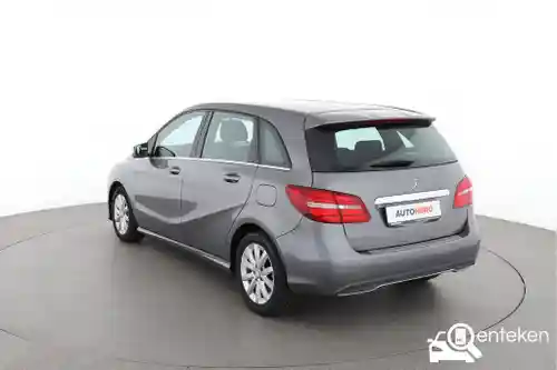 Mercedes-Benz B 180 2015