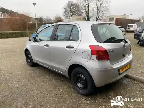 Toyota Yaris 1.3 2009