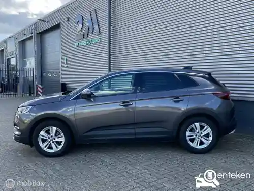 Opel Grandland X 1.2 DI Turbo 2020