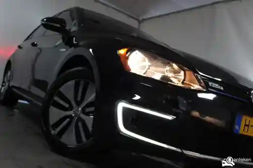 VW e-Golf 2017