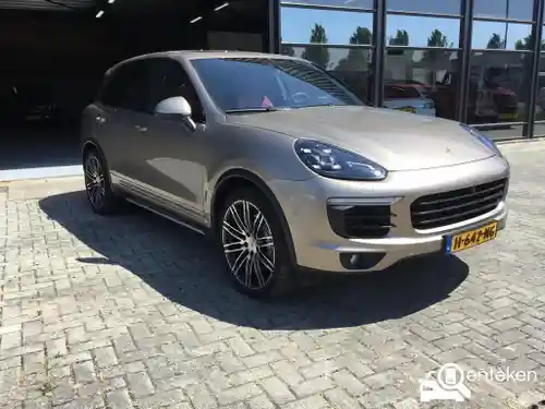 Porsche Cayenne S 2016