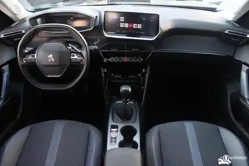 Peugeot 2008 1.2 PureTech 130 2020