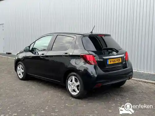 Toyota Yaris 1.5 Hybrid 2014