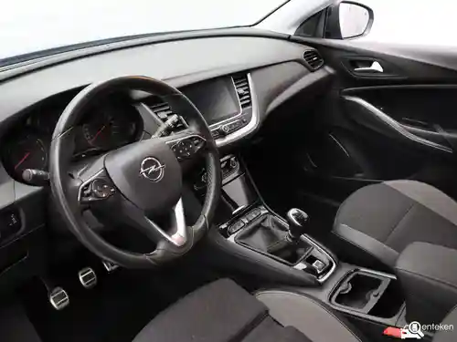 Opel Grandland X 1.2 DI Turbo 2019