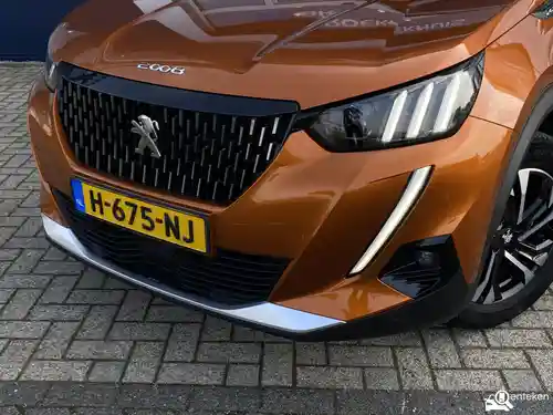 Peugeot 2008 1.2 PureTech 130 2020