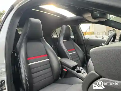 Mercedes-Benz A 200 2013