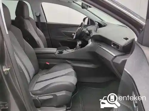 Peugeot 5008 1.2 PureTech 130 2020