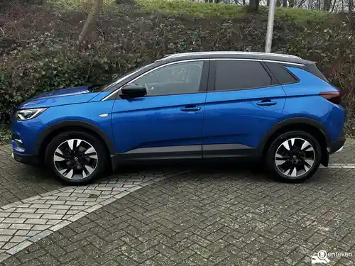 Opel Grandland X 1.2 DI Turbo 2020