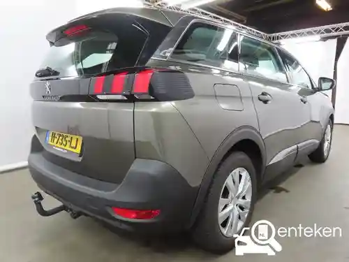 Peugeot 5008 1.2 PureTech 130 2020