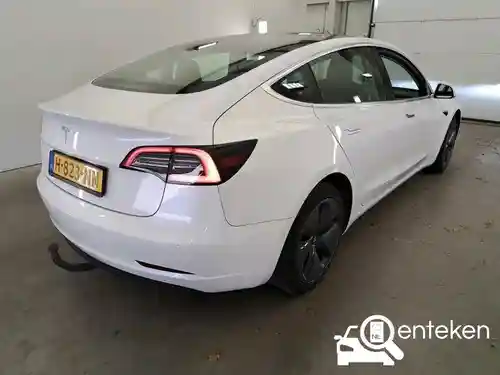 Tesla Model 3 Standard Range Plus 2020