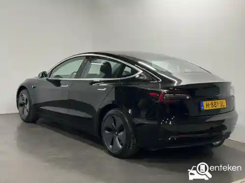 Tesla Model 3 Standard Range Plus 2020