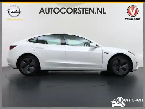 Tesla Model 3 Standard Range Plus 2020