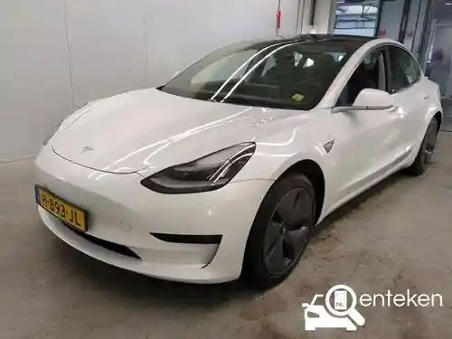 Tesla Model 3 Standard Range Plus 2020