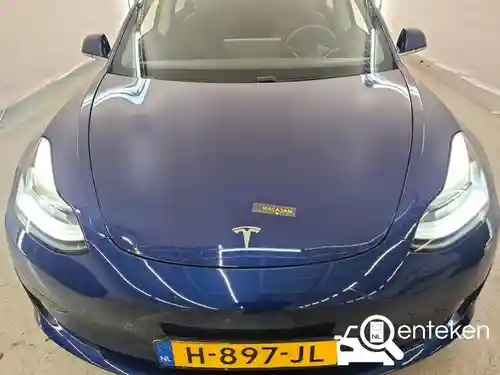 Tesla Model 3 Standard Range Plus 2020