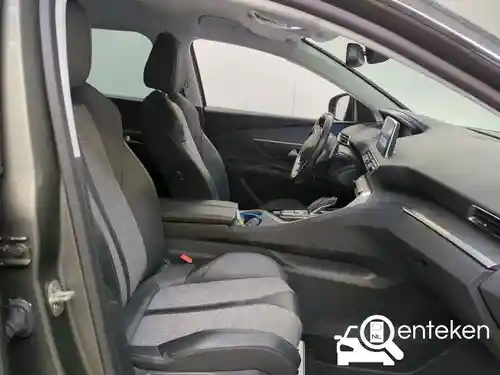 Peugeot 5008 1.2 PureTech 130 2020