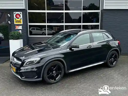 Mercedes-Benz GLA 200 2016