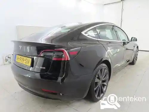 Tesla Model 3 Performance 2020