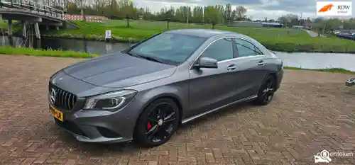 Mercedes-Benz CLA Coupé 180 2014