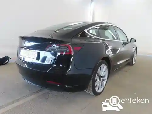 Tesla Model 3 Standard Range Plus 2020