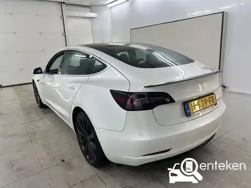 Tesla Model 3 Performance 2019