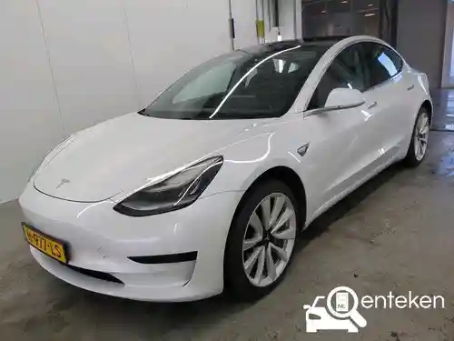 Tesla Model 3 Standard Range Plus 2020
