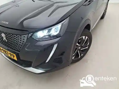 Peugeot 2008 1.2 PureTech 100 2020