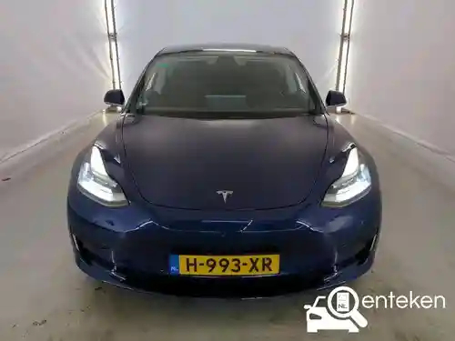 Tesla Model 3 Standard Range Plus 2020