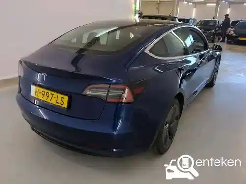 Tesla Model 3 Standard Range Plus 2020
