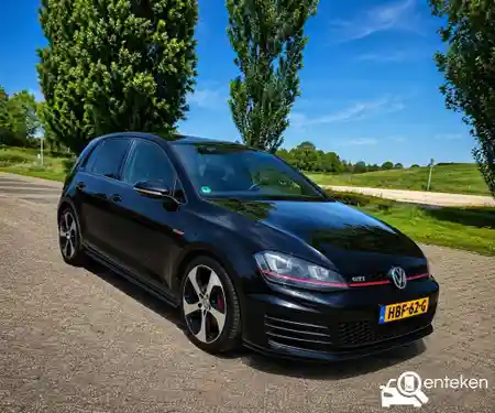 VW Golf GTI 2017