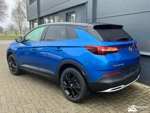 Opel Grandland X 1.2 DI Turbo 2021