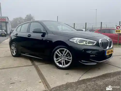 BMW 118i 2021