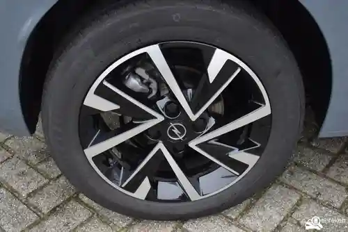 Opel Corsa 1.2 DI Turbo 2024