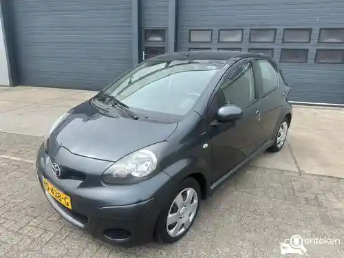 Toyota Aygo 1.0 2011