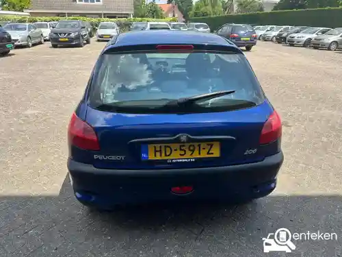 Peugeot 206 75 2002