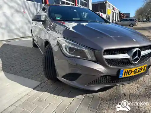 Mercedes-Benz CLA Shooting Brake 220 d 2015