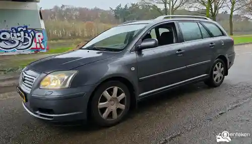 Toyota Avensis 2.0 D-4D 2005