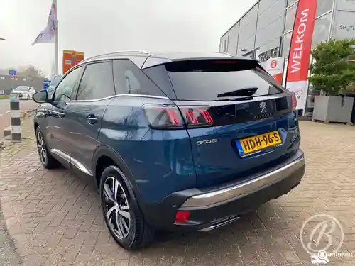 Peugeot 3008 1.2 PureTech 130 2021