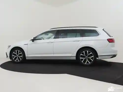 VW Passat Variant GTE 2020