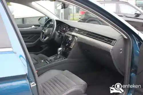 VW Passat Variant GTE 2021