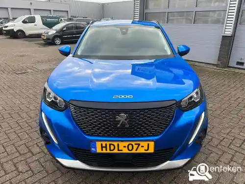 Peugeot 2008 1.2 PureTech 130 2021