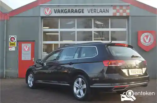 VW Passat Variant GTE 2023