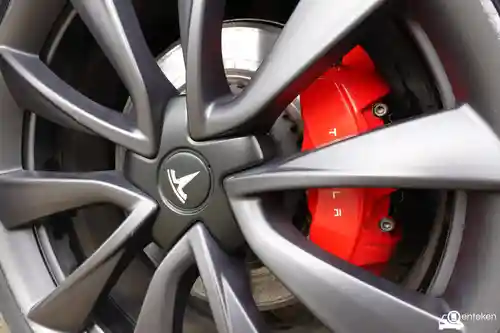 Tesla Model 3 Performance 2020