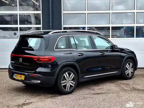 Mercedes-Benz EQB 250+ 2025