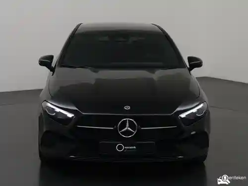 Mercedes-Benz A 180 2025