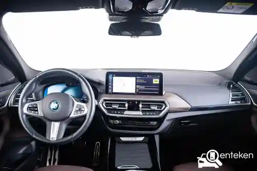 BMW iX3 2023