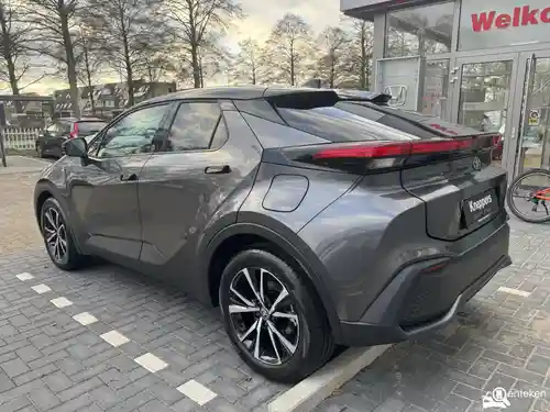 Toyota C-HR 2.0 Hybrid 2024