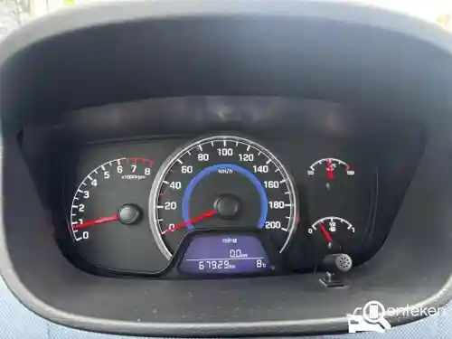 Hyundai i10 1.0 blue 2015