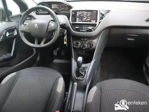 Peugeot 208 1.2 PureTech 82 2015