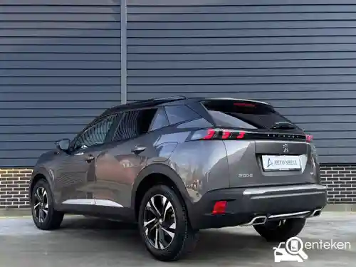 Peugeot 2008 1.2 PureTech 130 2021