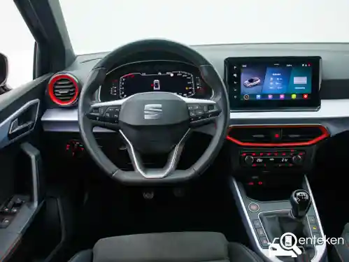 SEAT Arona 1.0 TSI 2024
